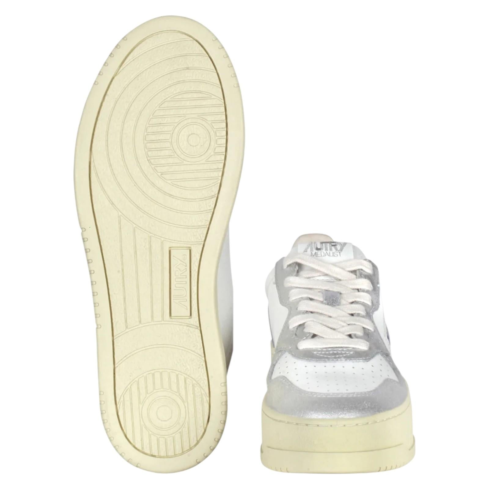 Sneakers AUTRY Donna PTLW WB18