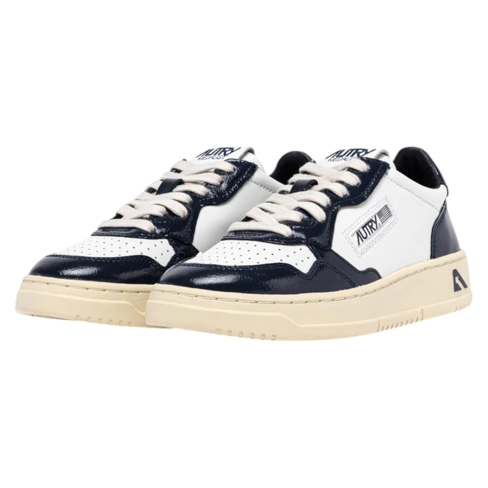 Sneakers AUTRY Donna AULW RT06