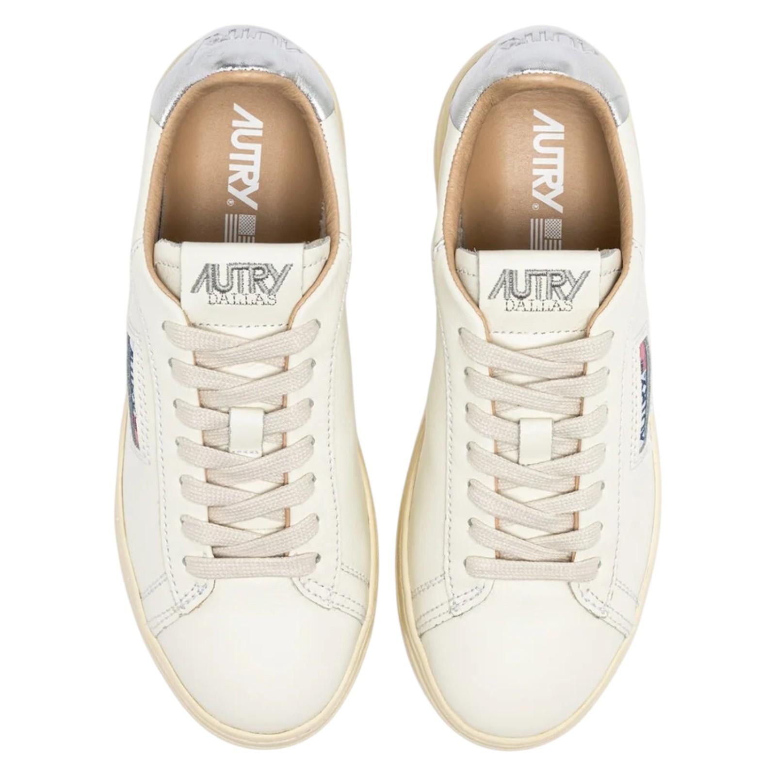 Sneakers AUTRY Donna ADLW MR07