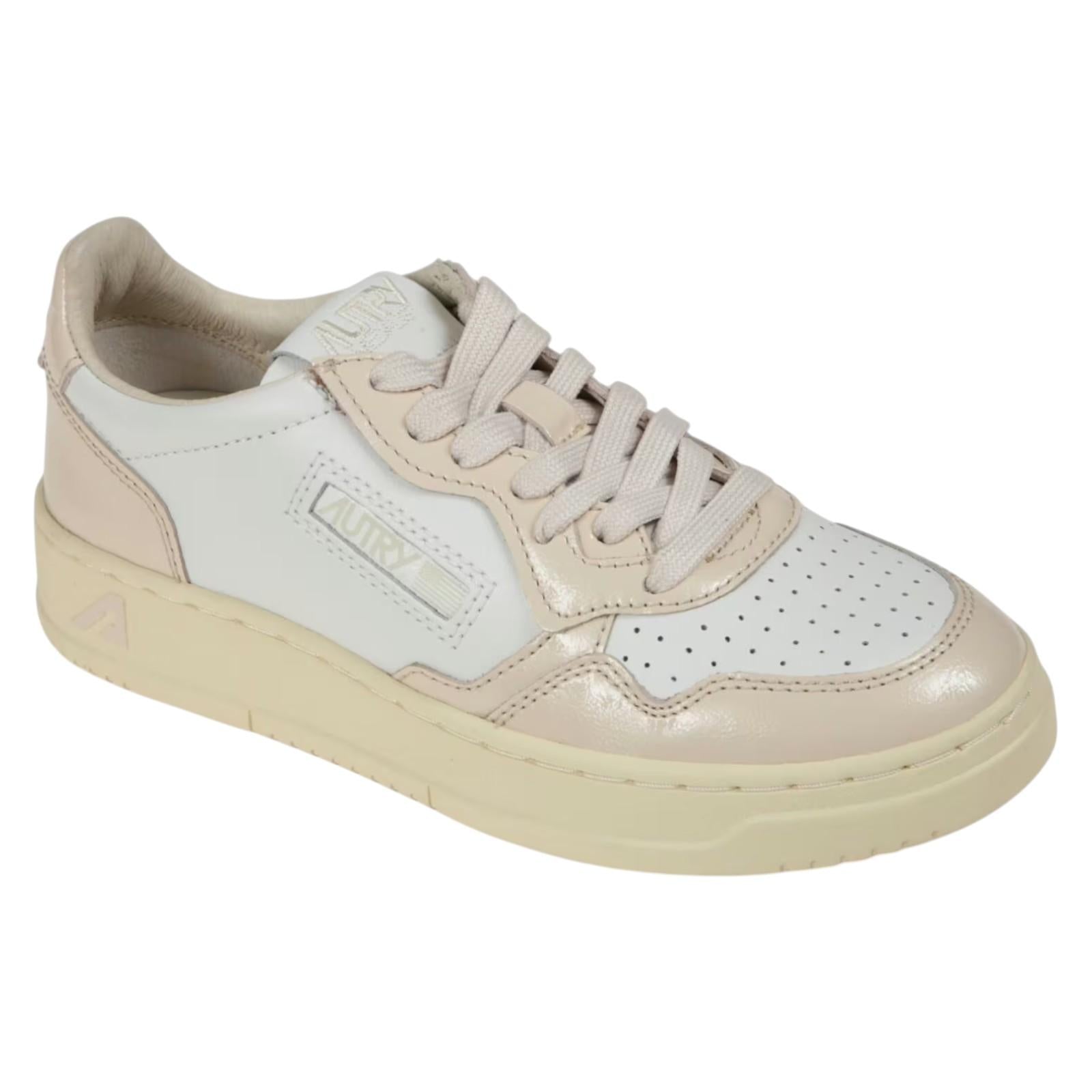 Sneakers AUTRY Donna AULW RT03