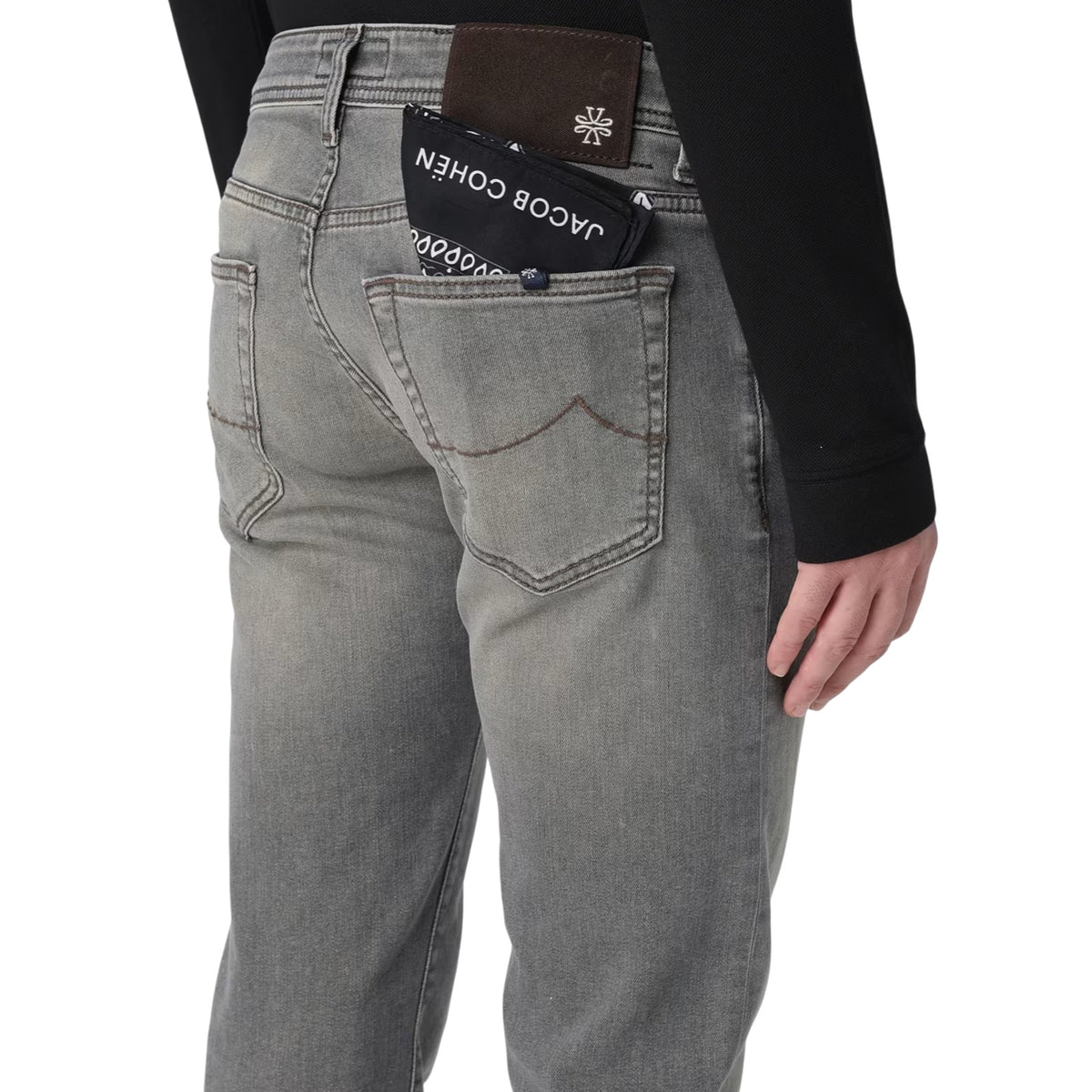 Jeans JACOB COHEN MAN JUM-QE015-053-S3618-V1 800D 