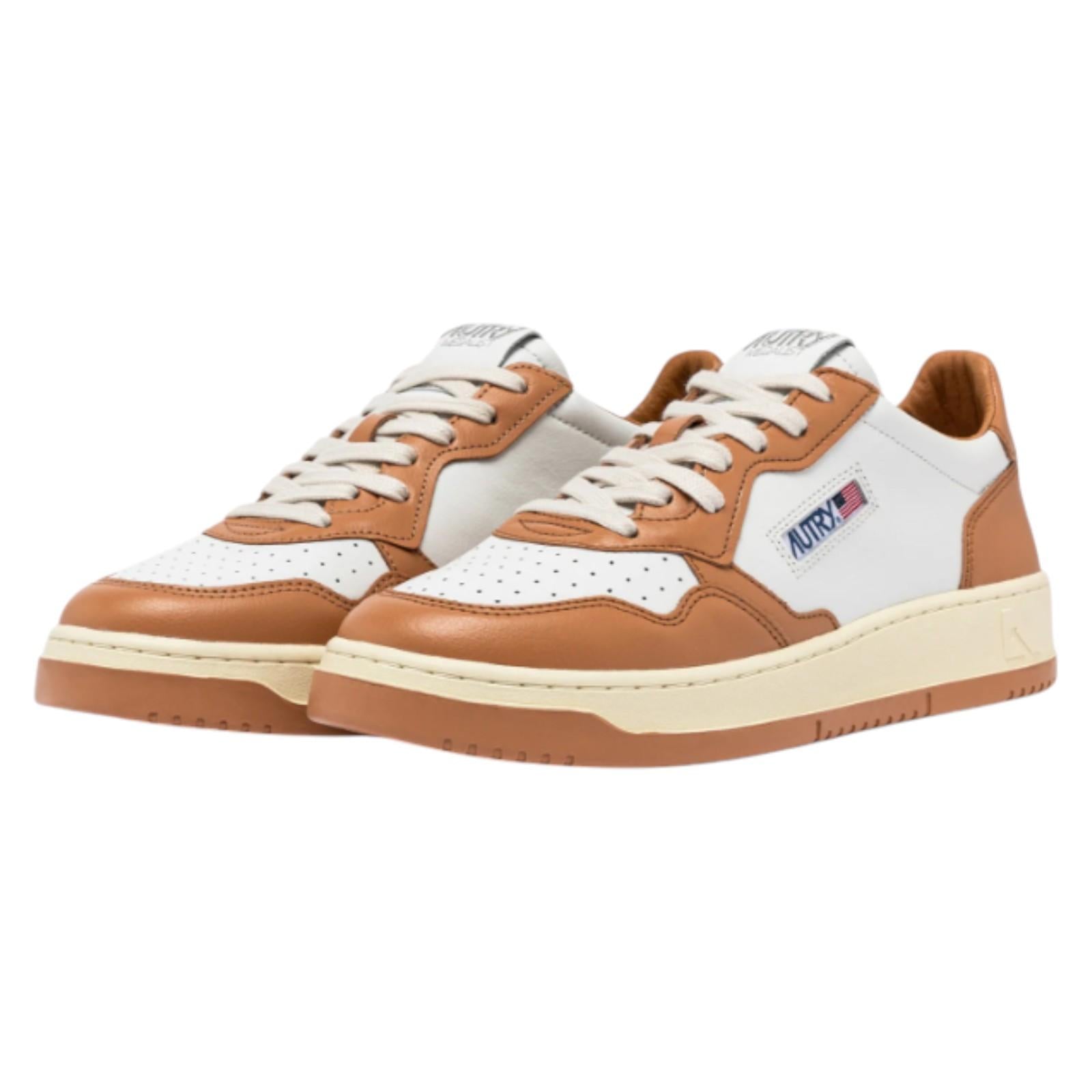Sneakers AUTRY AULM WB53 AUTRY 