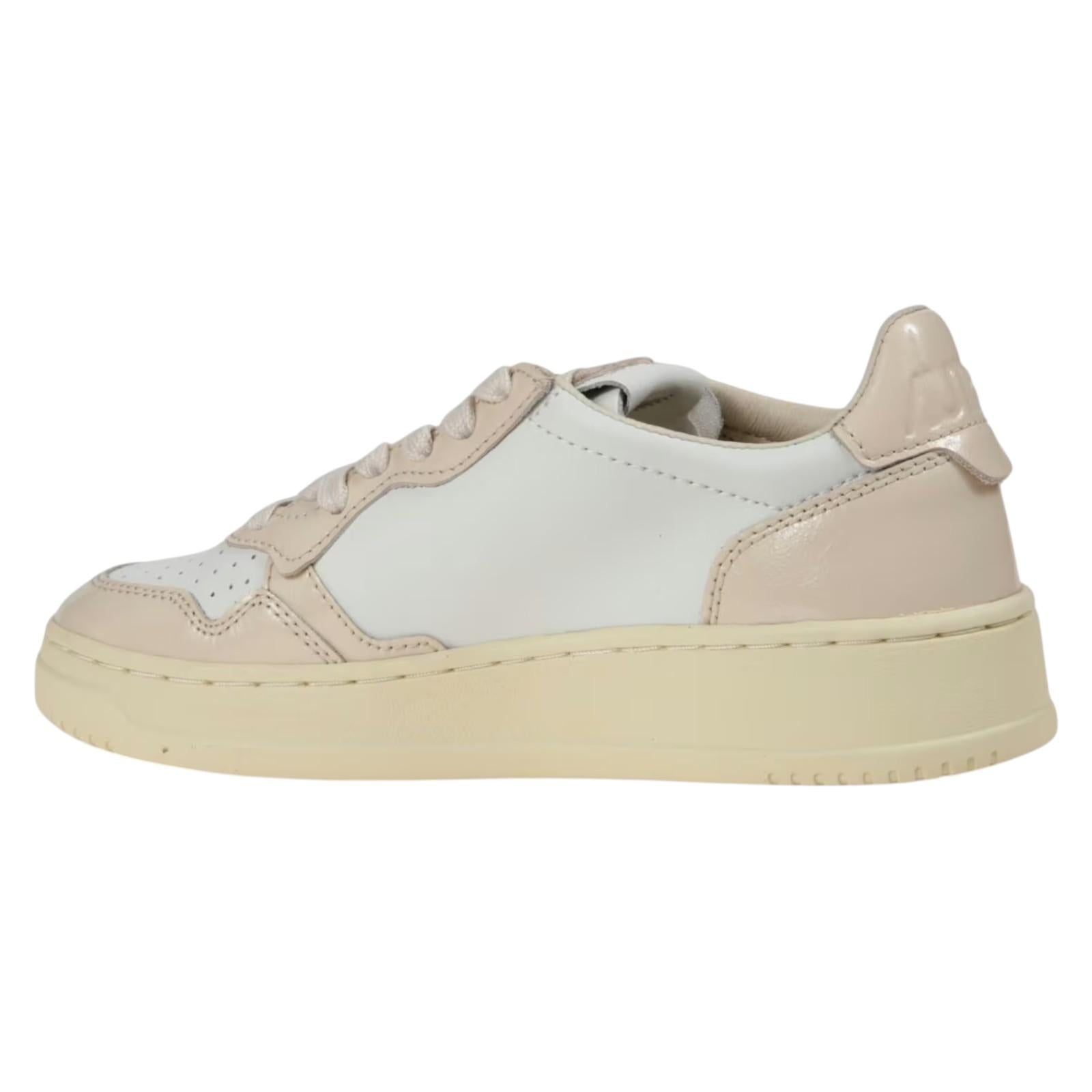 Sneakers AUTRY Donna AULW RT03 