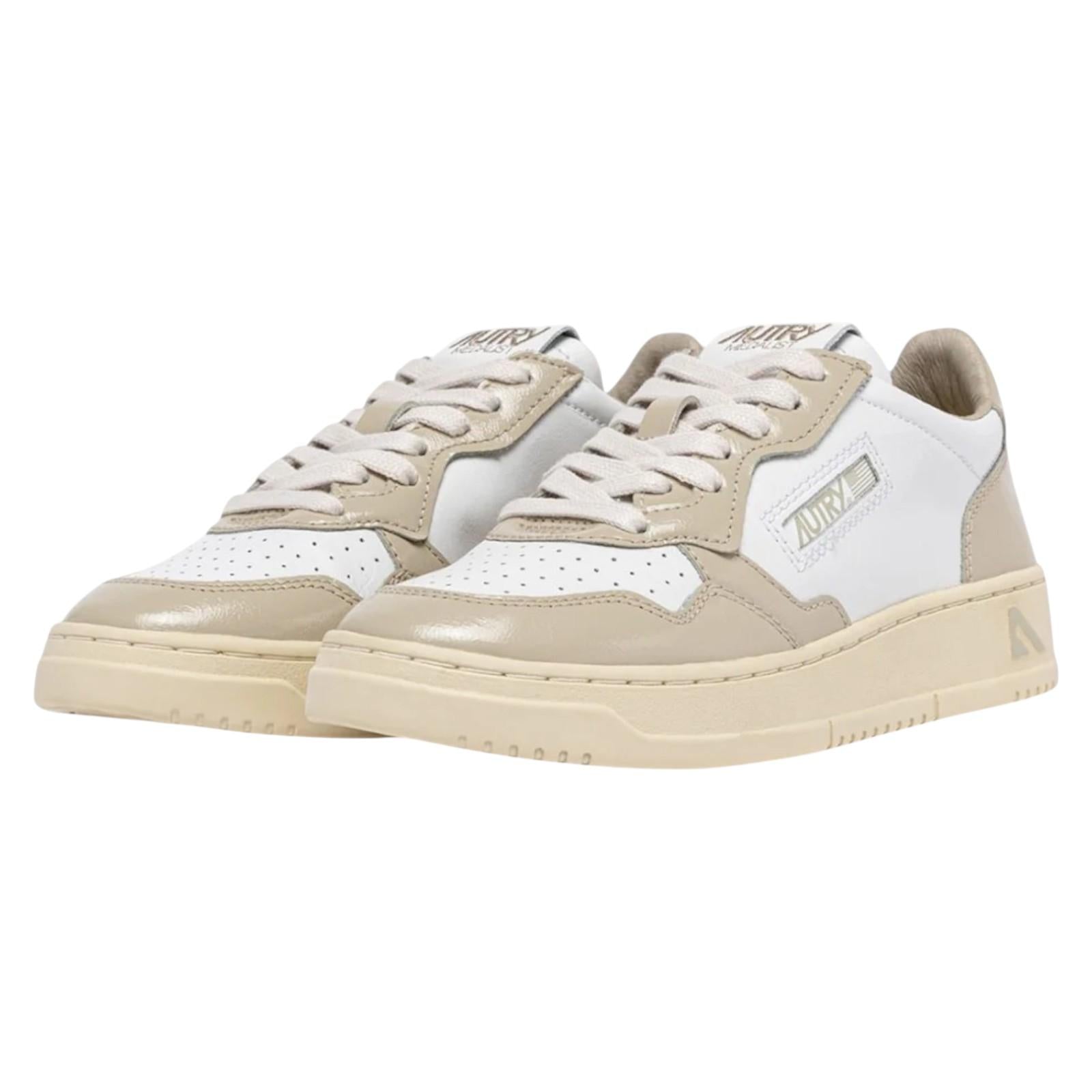 Sneakers AUTRY Donna AULW RT01 