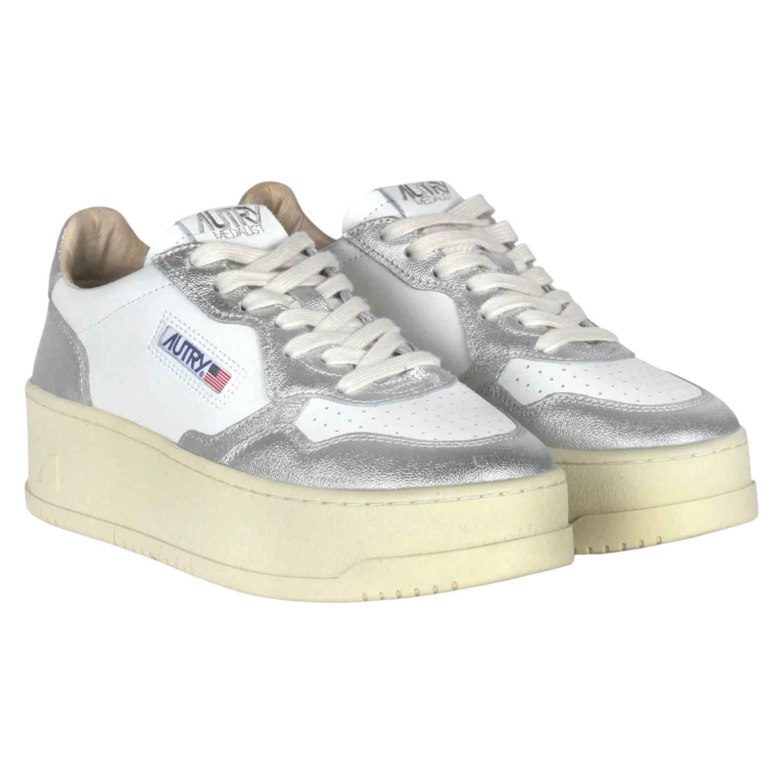 Sneakers AUTRY Donna PTLW WB18 