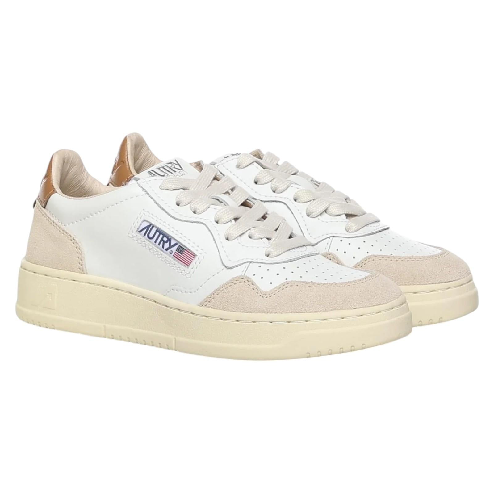 Sneakers AUTRY Donna AULW LS02 