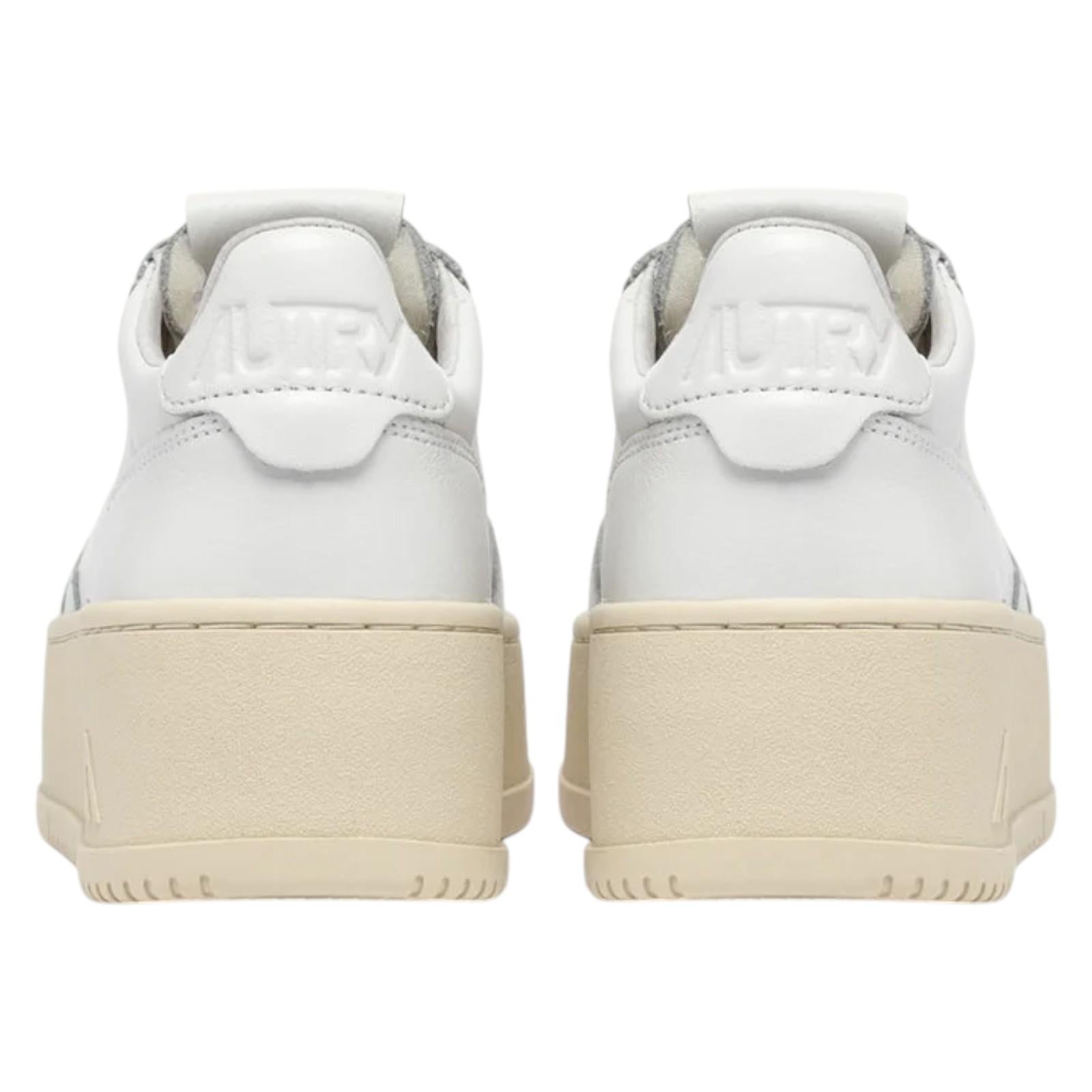 Sneakers AUTRY Donna PTLW LL15 
