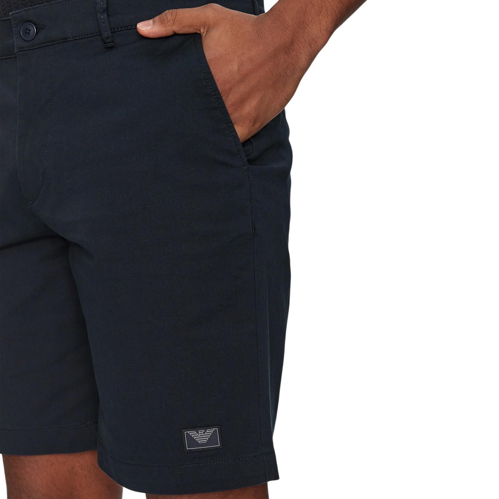 Bermuda EMPORIO ARMANI Uomo EM000591-AF12336 UB102 